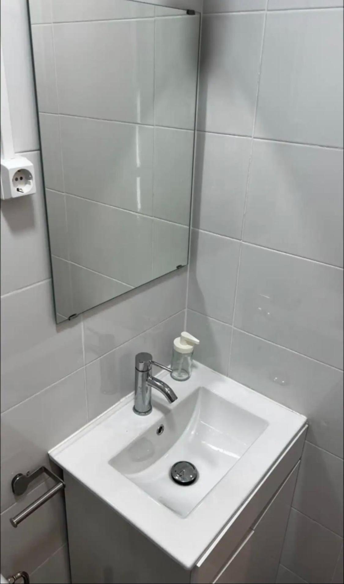Apartamento Conde Do Redondo Lisbon Exterior photo